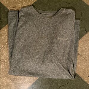 Columbia Gray Long Sleeve Tee Classic Comfort